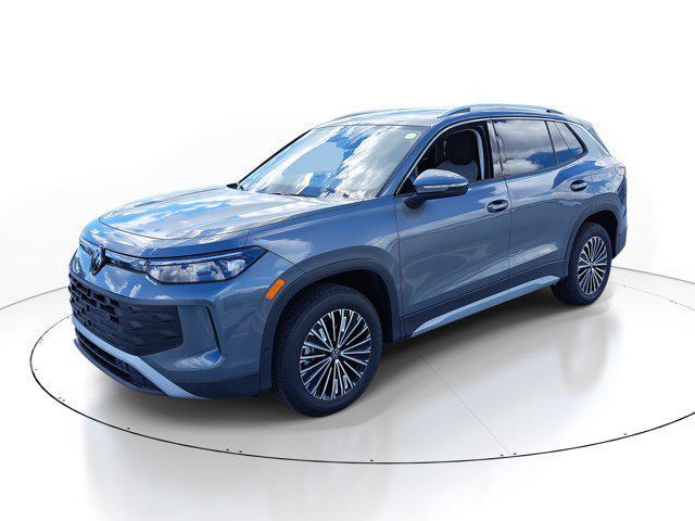 new 2025 Volkswagen Tiguan car, priced at $29,656