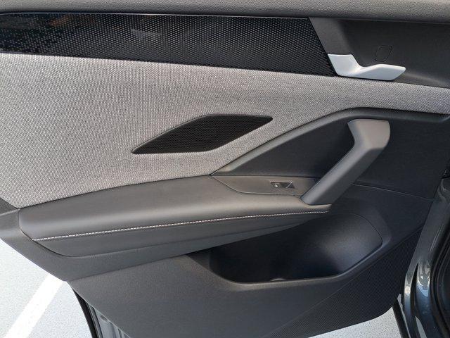 new 2025 Volkswagen Tiguan car, priced at $29,656