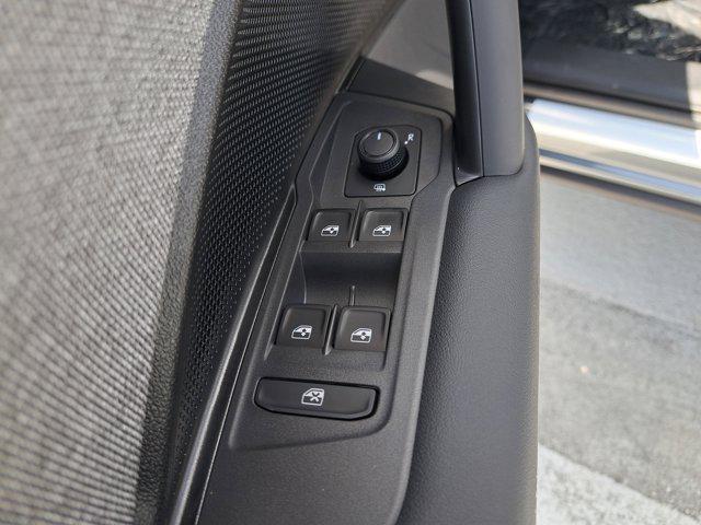 new 2025 Volkswagen Tiguan car, priced at $29,656