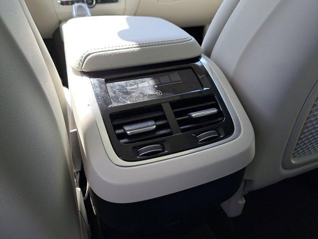 used 2022 Volvo XC60 car, priced at $32,995