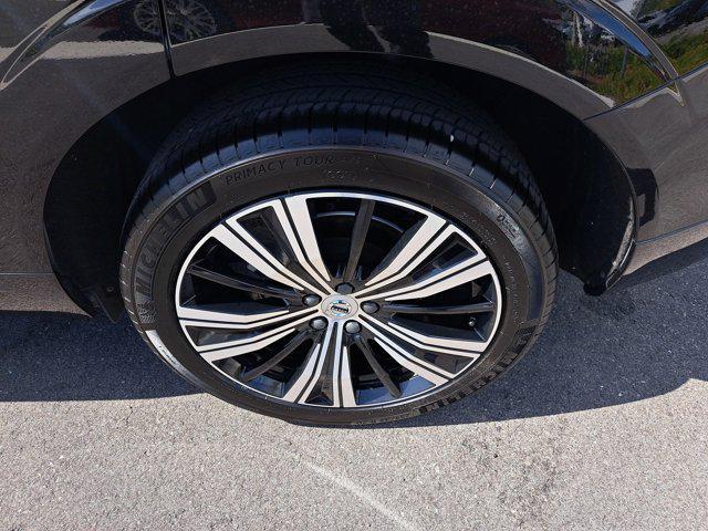 used 2022 Volvo XC60 car, priced at $32,995