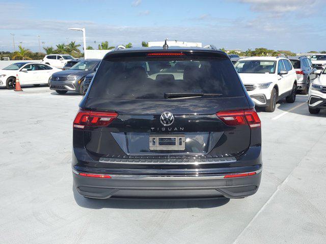 new 2024 Volkswagen Tiguan car, priced at $32,235