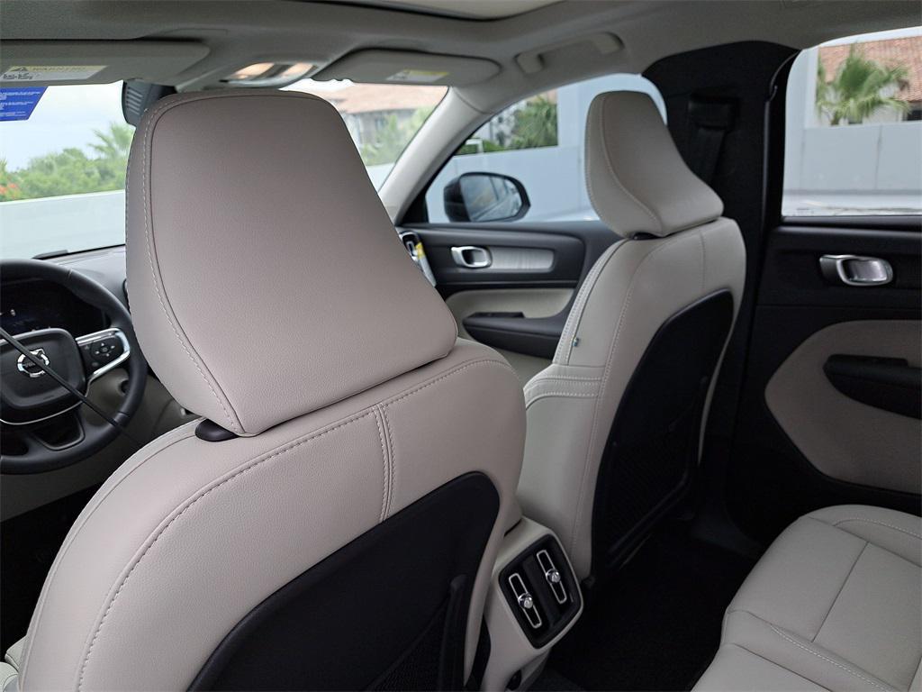 new 2026 Volvo XC40 car, priced at $42,767