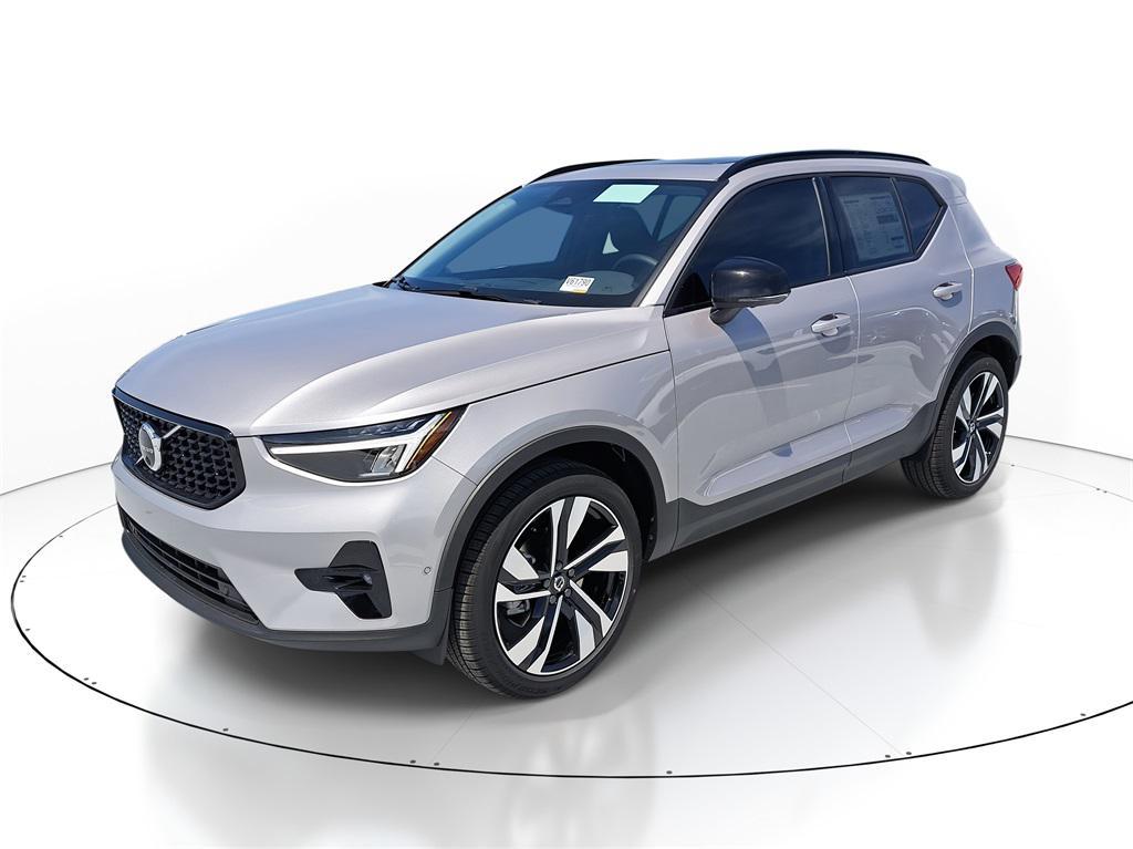 new 2026 Volvo XC40 car, priced at $42,767
