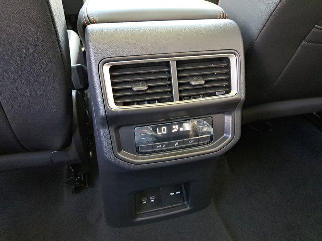 new 2025 Volkswagen Atlas car, priced at $46,539