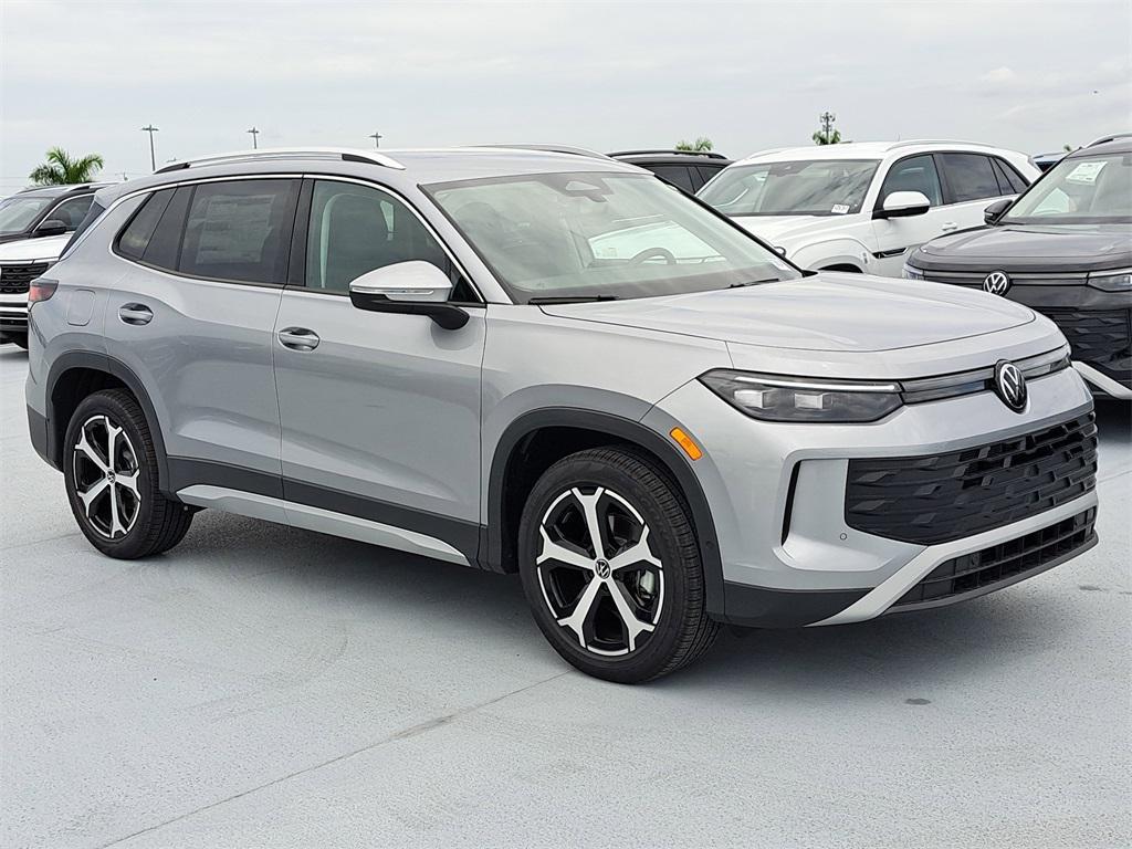 new 2025 Volkswagen Tiguan car, priced at $31,067