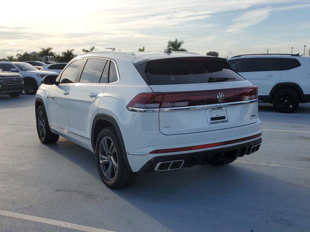 new 2024 Volkswagen Atlas Cross Sport car, priced at $45,173