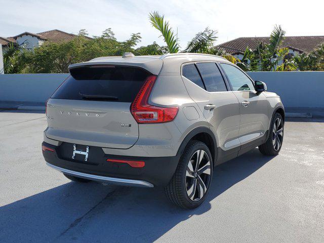 new 2025 Volvo XC40 car, priced at $48,675