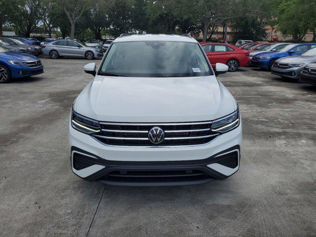 new 2024 Volkswagen Tiguan car, priced at $28,327