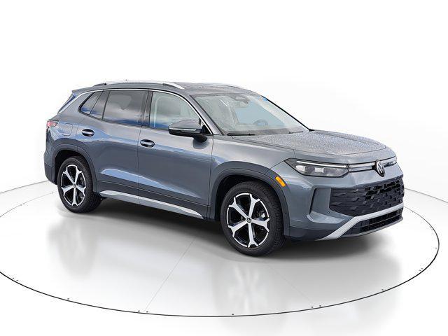 new 2025 Volkswagen Tiguan car, priced at $36,482