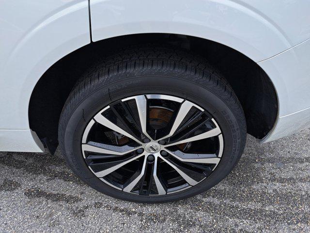 used 2023 Volvo XC60 car, priced at $36,995