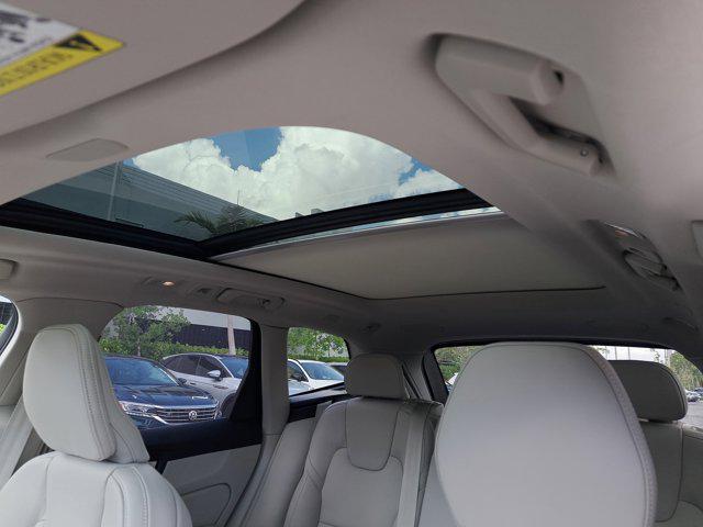 new 2026 Volvo XC60 Plug-In Hybrid car, priced at $69,051