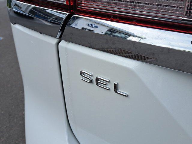 new 2025 Volkswagen Atlas car, priced at $53,310