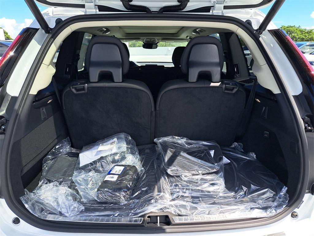 new 2026 Volvo XC90 Plug-In Hybrid car, priced at $73,518
