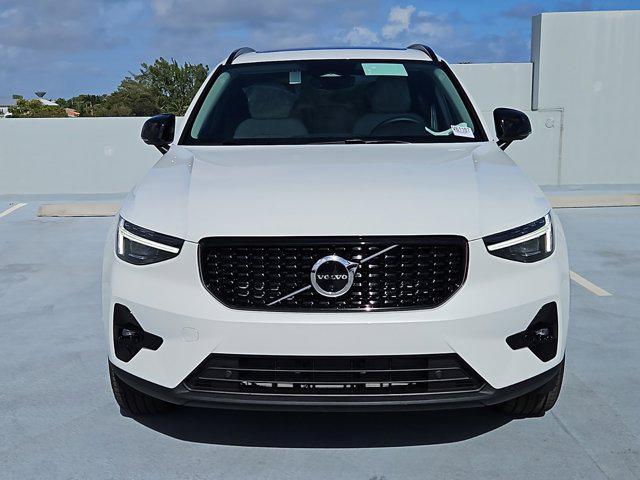 new 2025 Volvo XC40 car, priced at $51,000