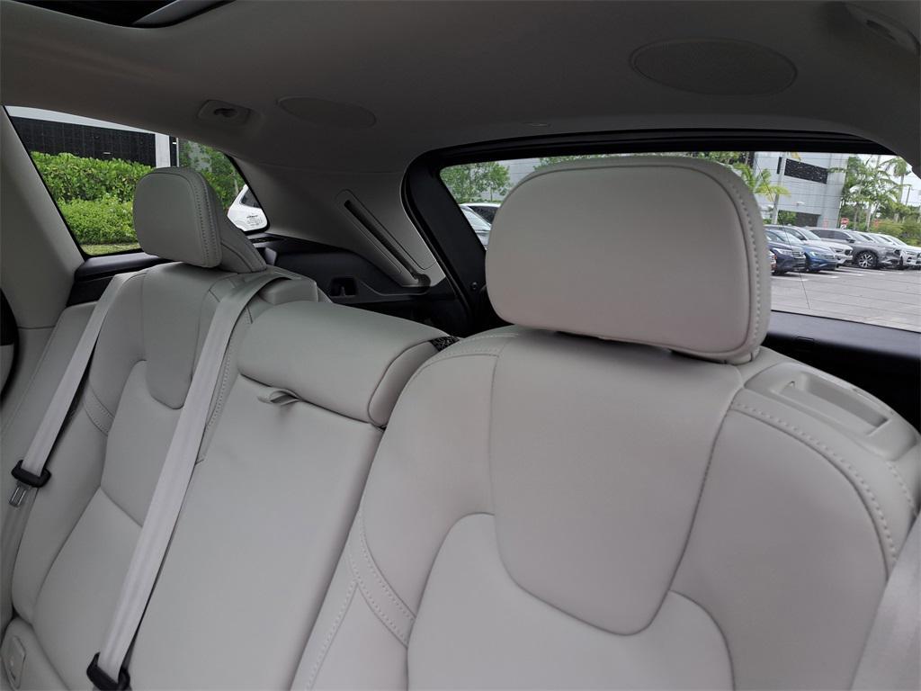 new 2026 Volvo XC60 car, priced at $58,851