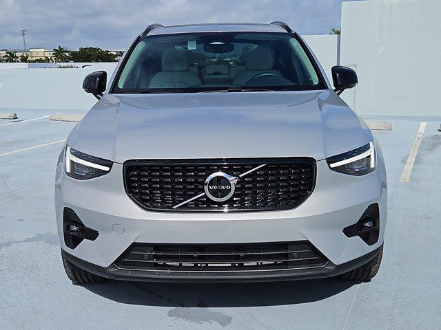 new 2025 Volvo XC40 car, priced at $47,765