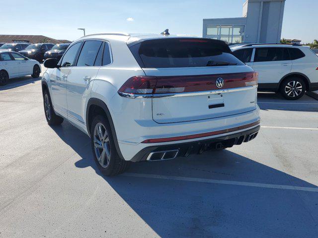 new 2024 Volkswagen Atlas Cross Sport car, priced at $49,551