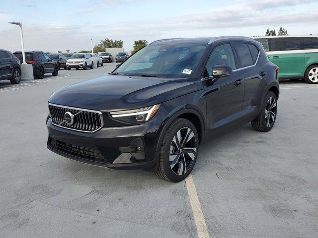 new 2025 Volvo XC40 car, priced at $50,595