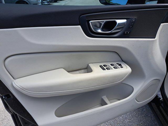 used 2022 Volvo XC60 car, priced at $32,995