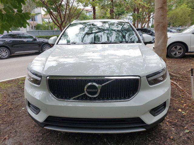 used 2020 Volvo XC40 car