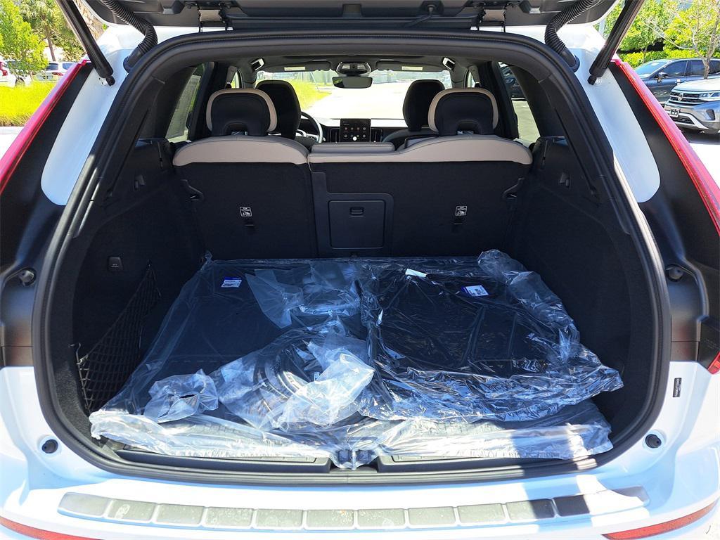 new 2026 Volvo XC60 Plug-In Hybrid car, priced at $58,995