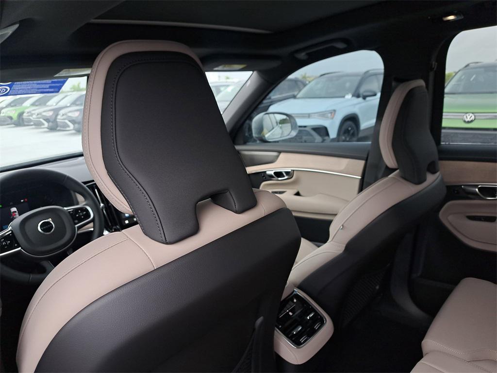 new 2026 Volvo XC90 car, priced at $65,914