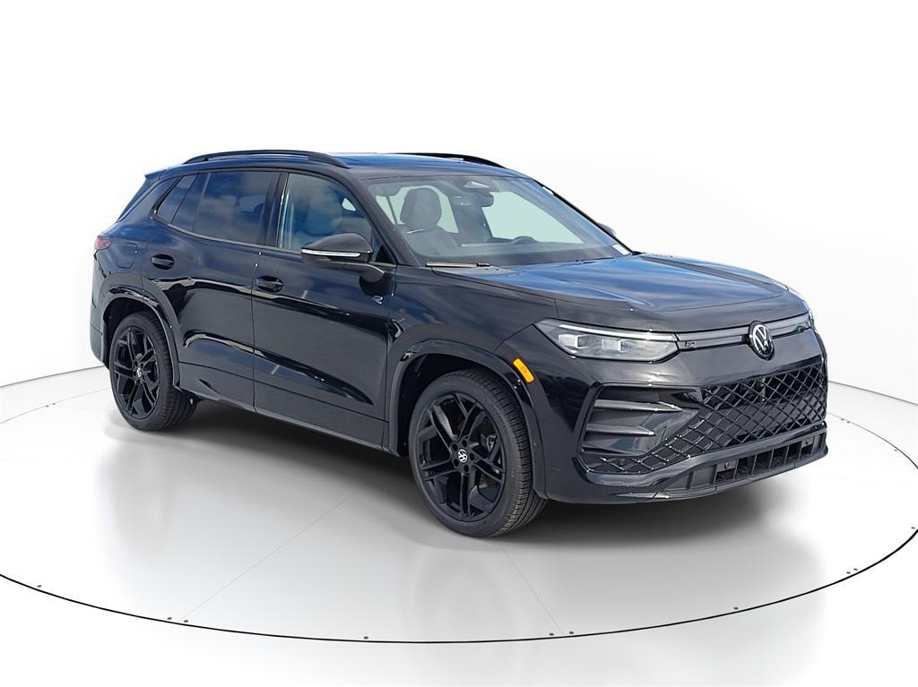 new 2025 Volkswagen Tiguan car, priced at $35,382