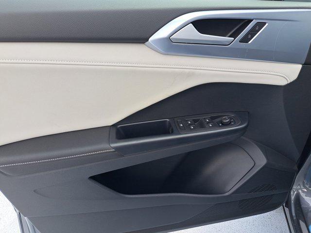 new 2025 Volkswagen Taos car, priced at $32,116