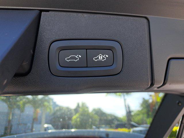 used 2024 Volvo XC60 Recharge Plug-In Hybrid car, priced at $54,995