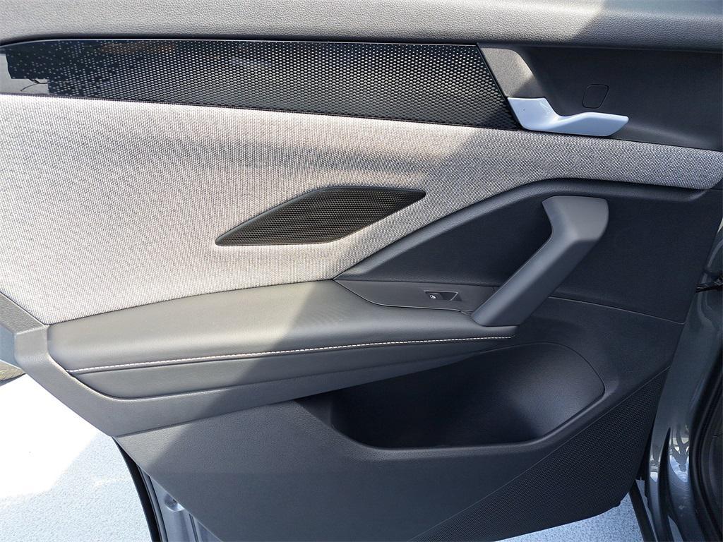 new 2026 Volkswagen Tiguan car, priced at $31,037