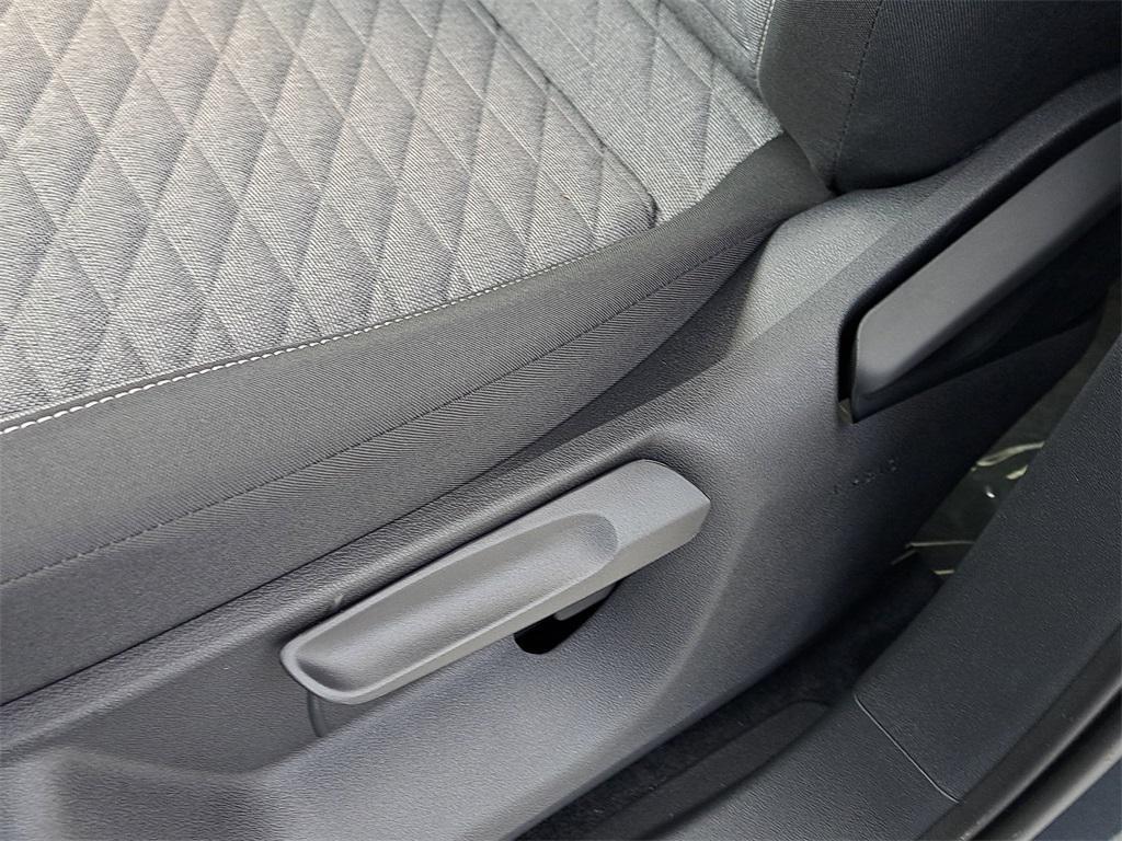 new 2026 Volkswagen Tiguan car, priced at $31,037