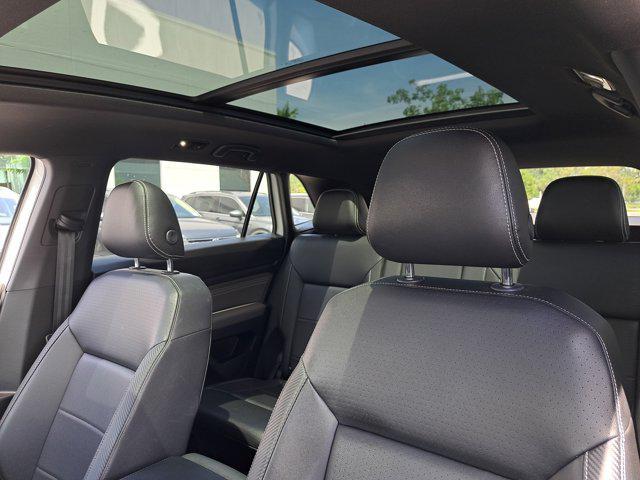 used 2021 Volkswagen Atlas Cross Sport car, priced at $24,995