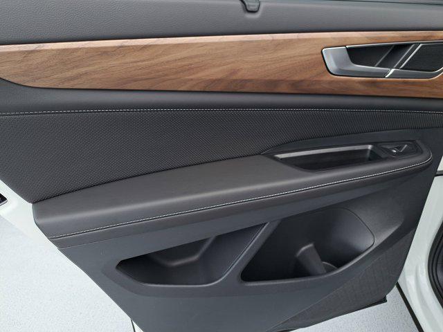 new 2025 Volkswagen Atlas car, priced at $41,801