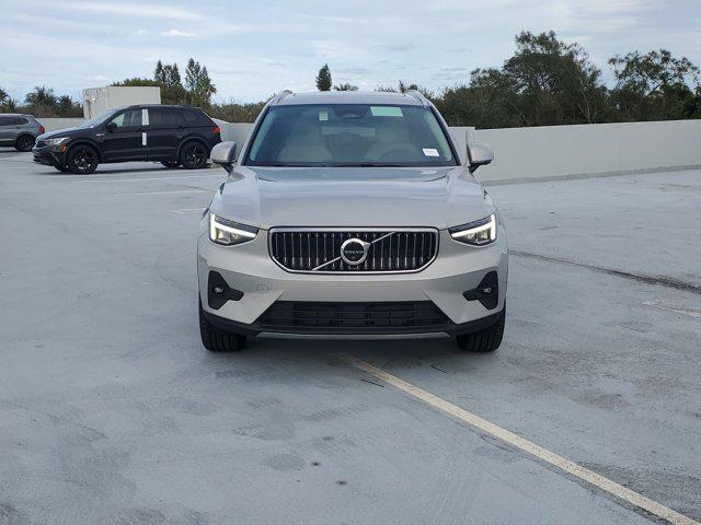 new 2025 Volvo XC40 car, priced at $48,890