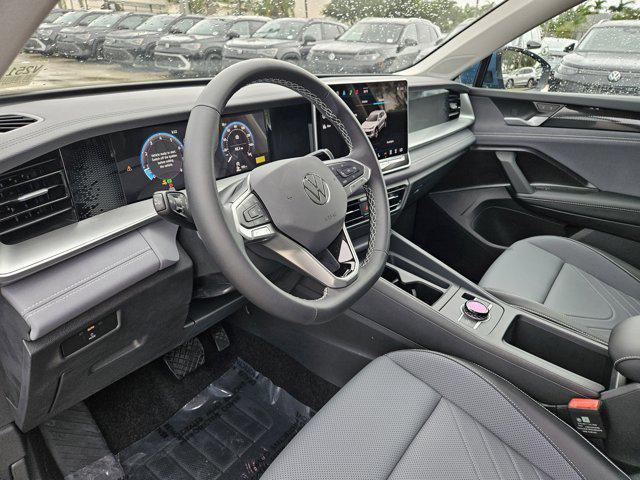 new 2025 Volkswagen Tiguan car, priced at $32,589