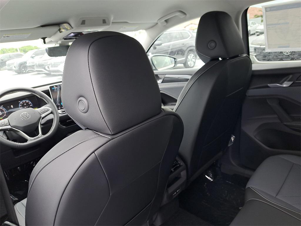 new 2025 Volkswagen Tiguan car, priced at $31,067