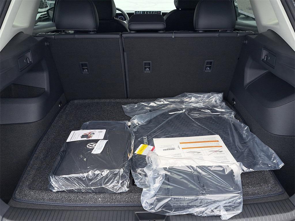 new 2025 Volkswagen Tiguan car, priced at $31,067