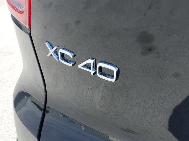 new 2025 Volvo XC40 car, priced at $45,215