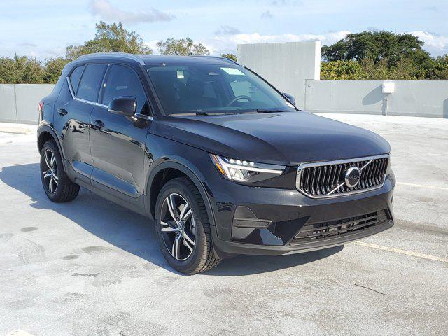 new 2025 Volvo XC40 car, priced at $45,215