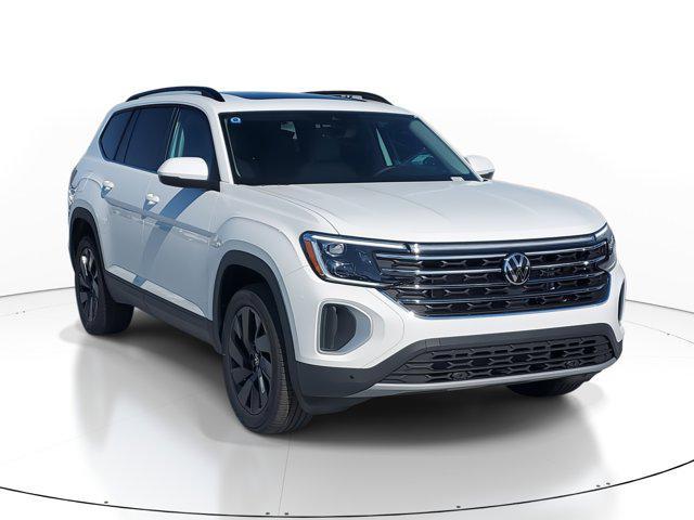 new 2025 Volkswagen Atlas car, priced at $44,703