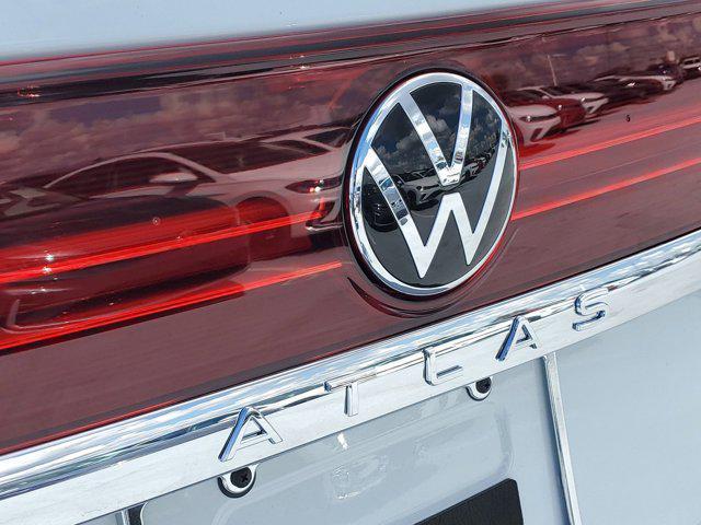 new 2025 Volkswagen Atlas car, priced at $38,365