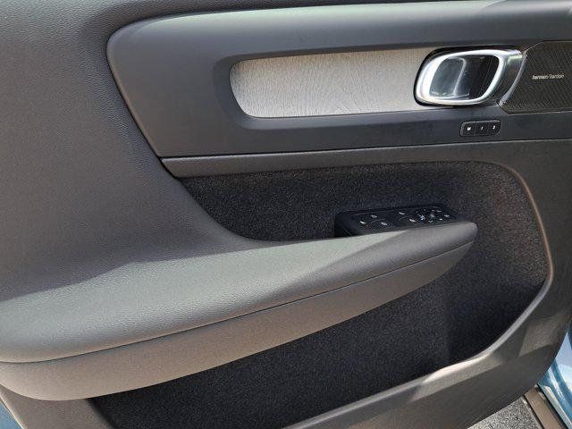 used 2023 Volvo XC40 car, priced at $31,995