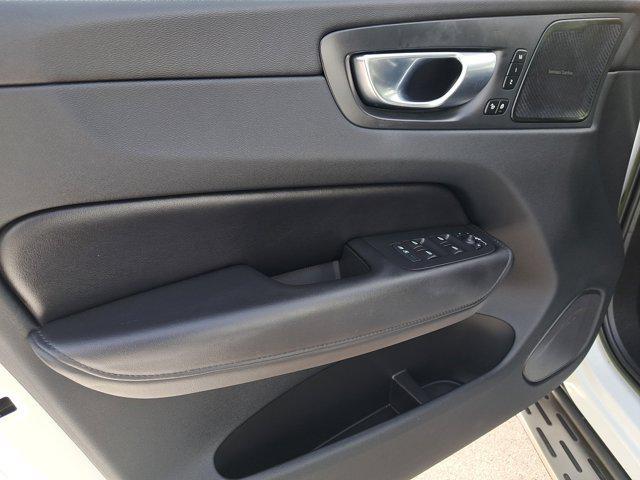 used 2023 Volvo XC60 car, priced at $36,395