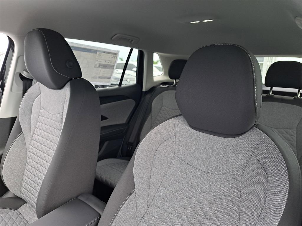 new 2025 Volkswagen Tiguan car, priced at $31,156