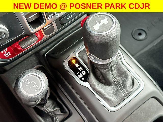 new 2025 Jeep Wrangler car, priced at $47,052