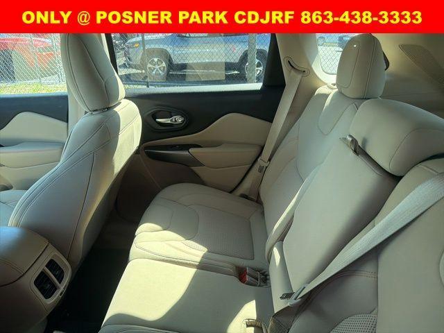 used 2020 Jeep Cherokee car