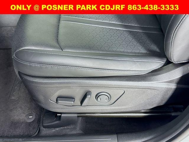used 2023 Kia Sorento car, priced at $30,999