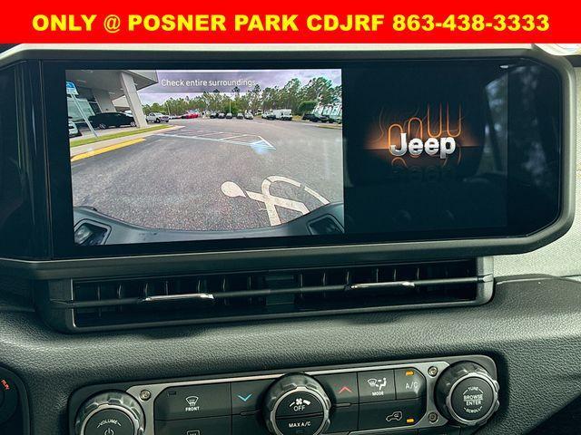 new 2025 Jeep Gladiator car, priced at $36,789