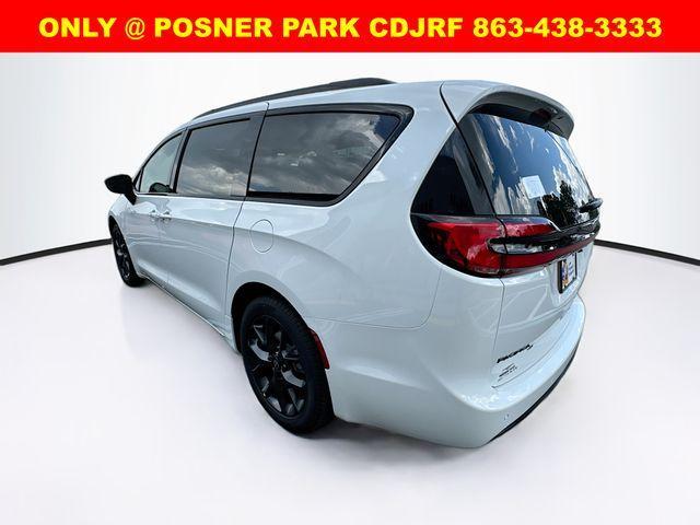 new 2026 Chrysler Pacifica car, priced at $53,989